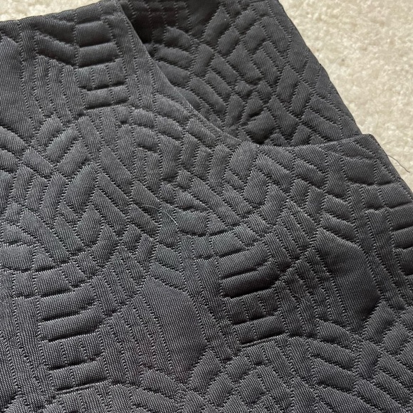 🗄️ Quilted Shorts - Picture 4 of 4